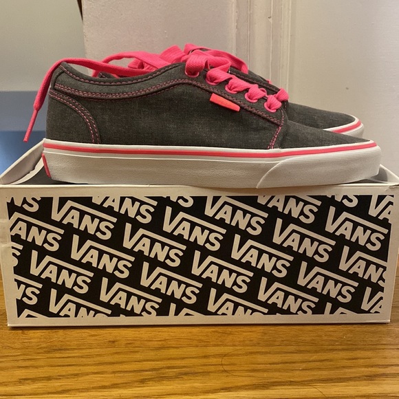 Vans • Chukka Low Skater Sneakers - Picture 6 of 9